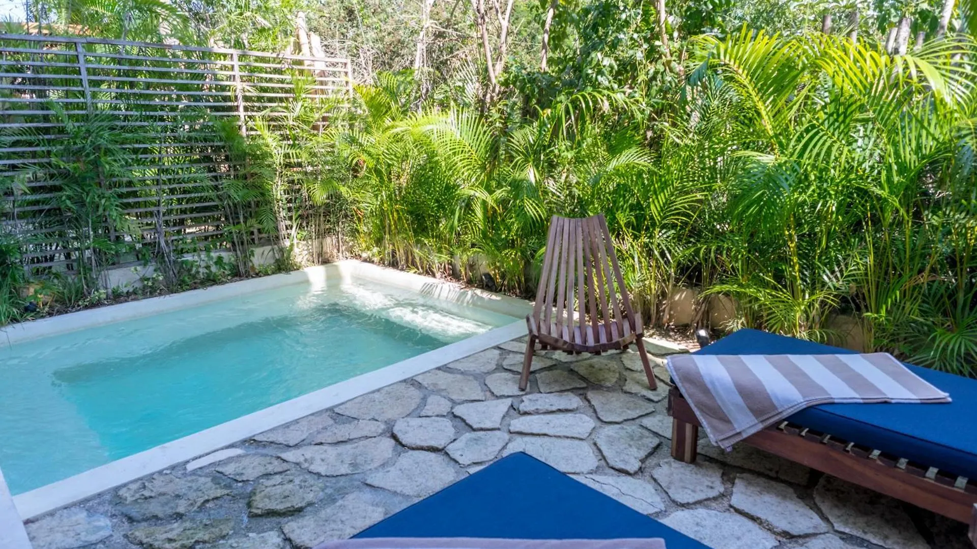 Exquisite Tulum jungle condo w/private pool! Messico